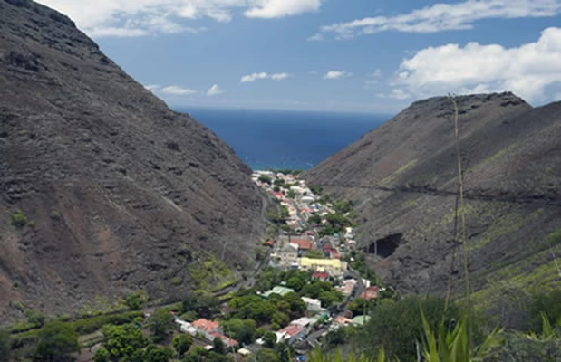 Det er vanskelig å tenke på en mer isolert flekk av land som er mer synonymt med utilgjengelighet...